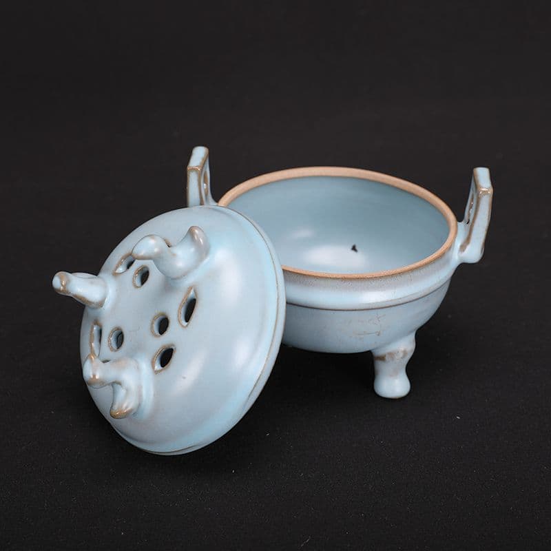 宋汝窯天青色三鳳鳥香炉 景徳鎮 陶磁器 装飾品 現代