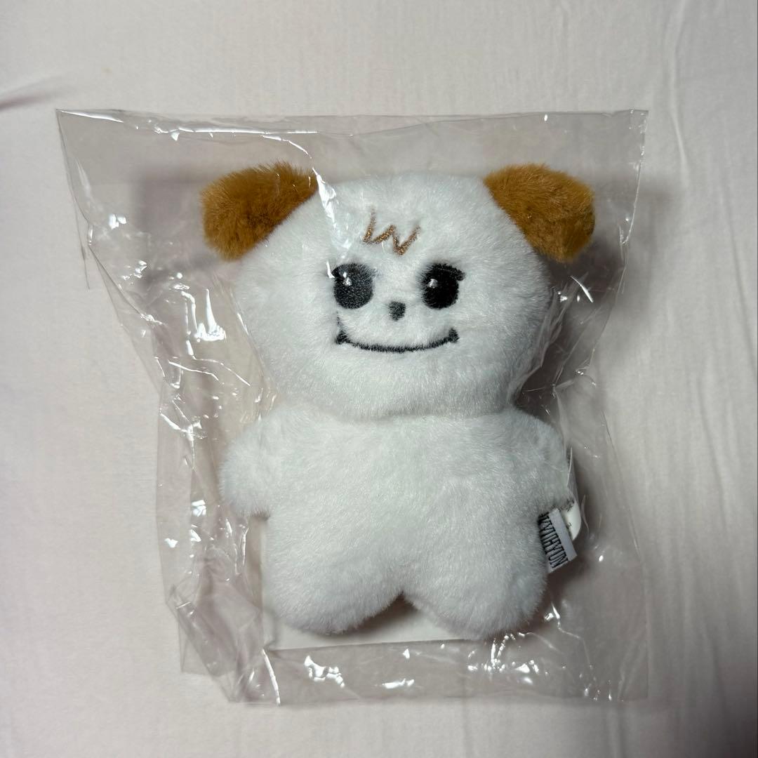 KYUHYUN キュヒョン ぬいぐるみ キーホルダー ギュメ - メルカリ