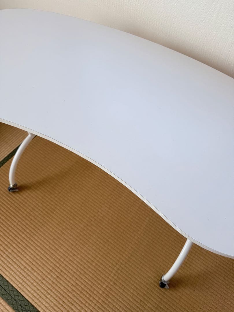 美品☆折りたたみネイルテーブル　折りたたみテーブル　高崎市手渡し¥5000