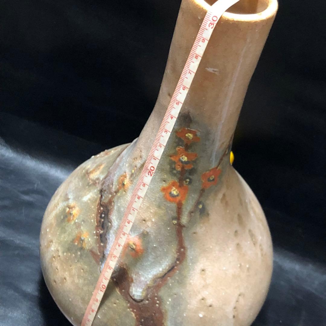 美しい古美術◾️蔵から見事な梅の木が描かれた釉薬どろどろね花瓶、壺