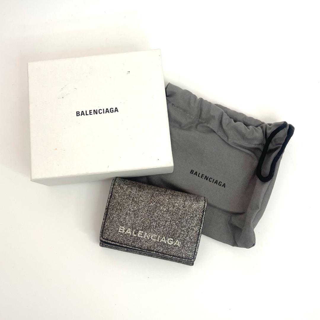 【新春特別価格】BALENCIAGA バレンシアガ 三つ折り財布 シルバー BALENCIAGA バレンシアガ シルバー 三つ折り財布｜Yahoo!フリマ（旧