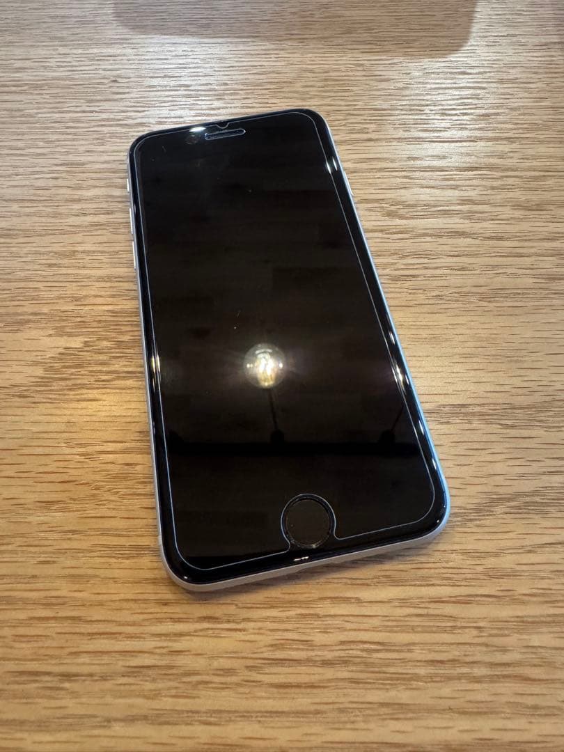 ジャンク品】Apple iPhone SE 第3世代 本体