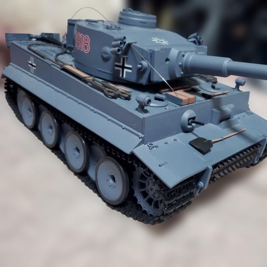 ヘンロン社製 RCバトルタンク 1/16