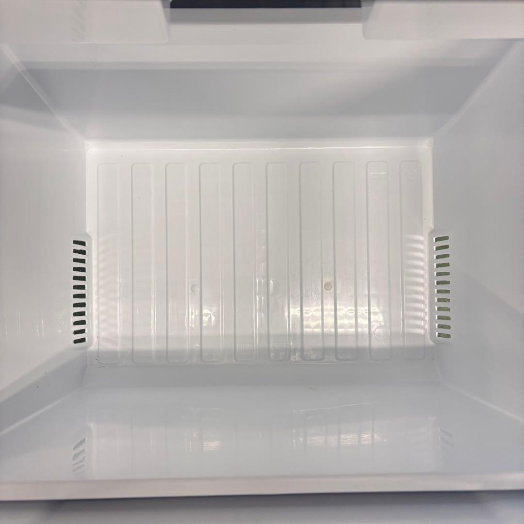 594 2023年製 三菱 大型冷蔵庫 300L強自動製氷 小型 家庭用 右開き