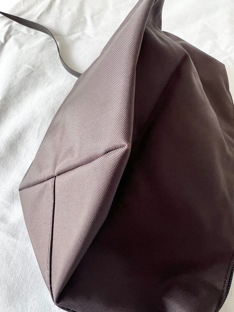 エルベシャプリエ ビッグポシェット　ブラウン