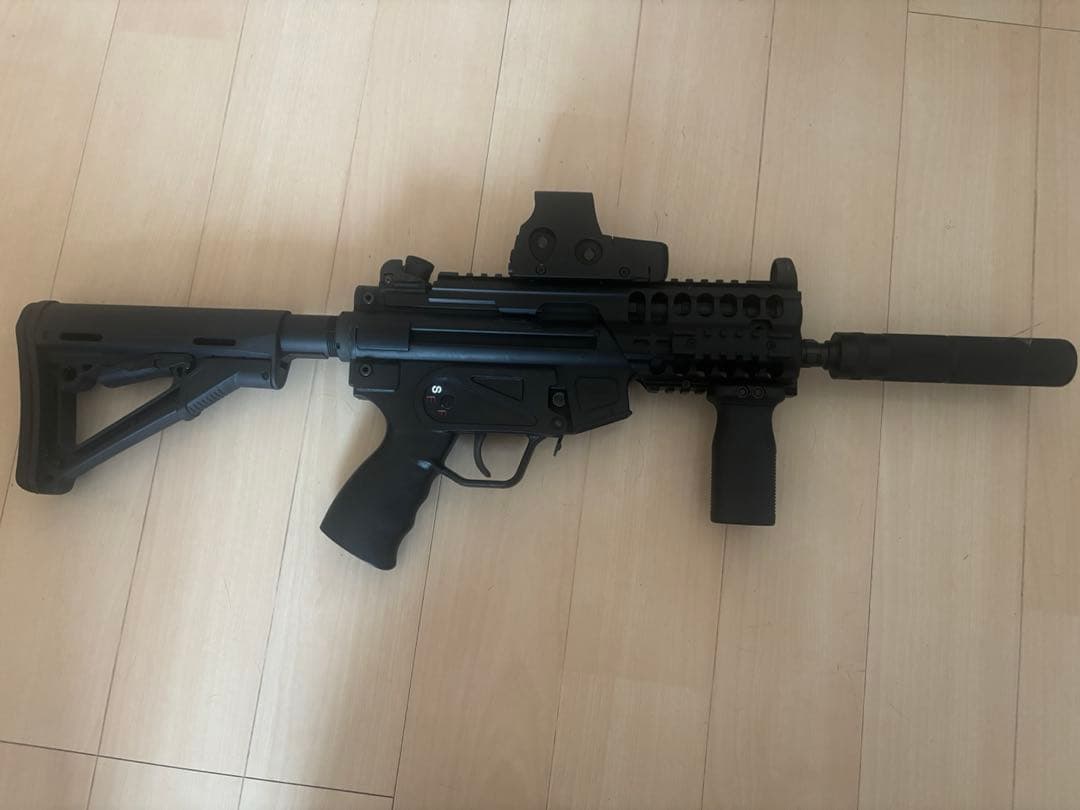 東京マルイ MP5 2本セット 画像にあるもの全部です