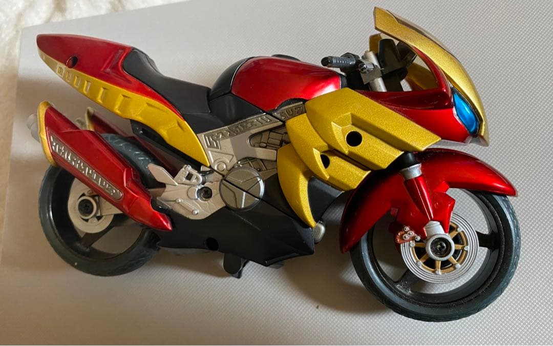 shフィギュアーツ　マシントルネイダー　仮面ライダーアギト