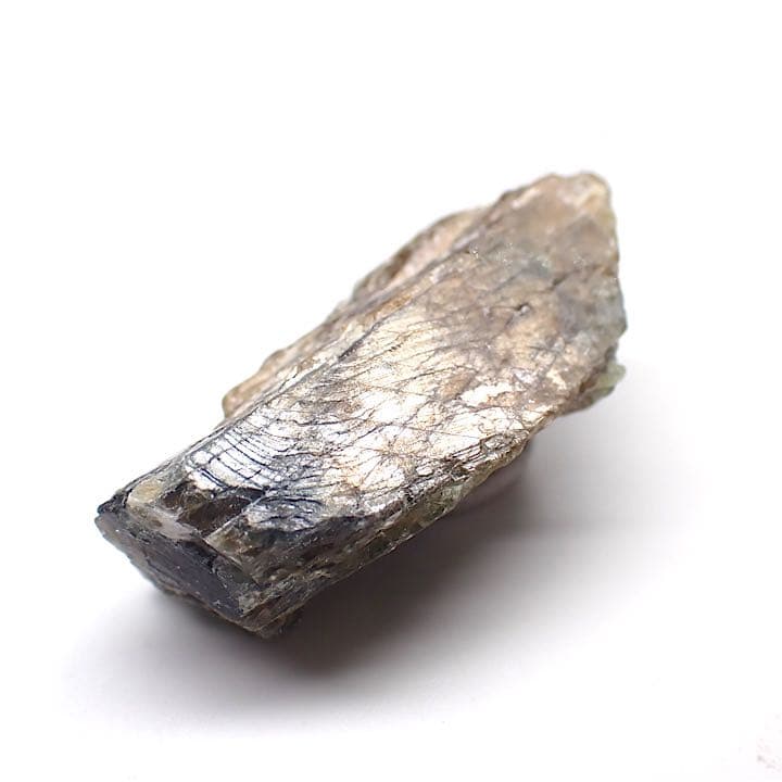 ケニア/Garbatula産】ゴールドシラーサファイア - メルカリ