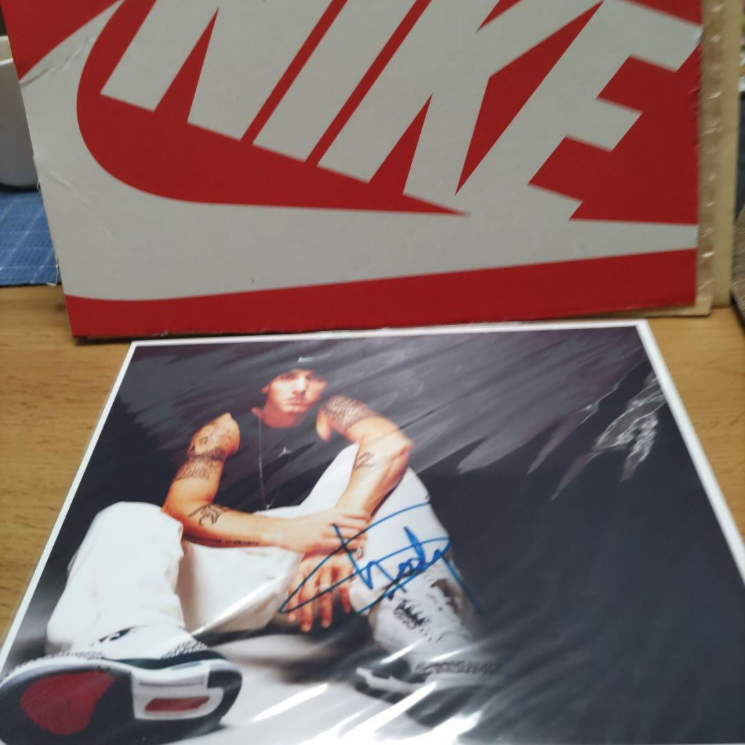 こ*ん様 Eminem サイン エミネム Shady 写真 証明書付き - メルカリ