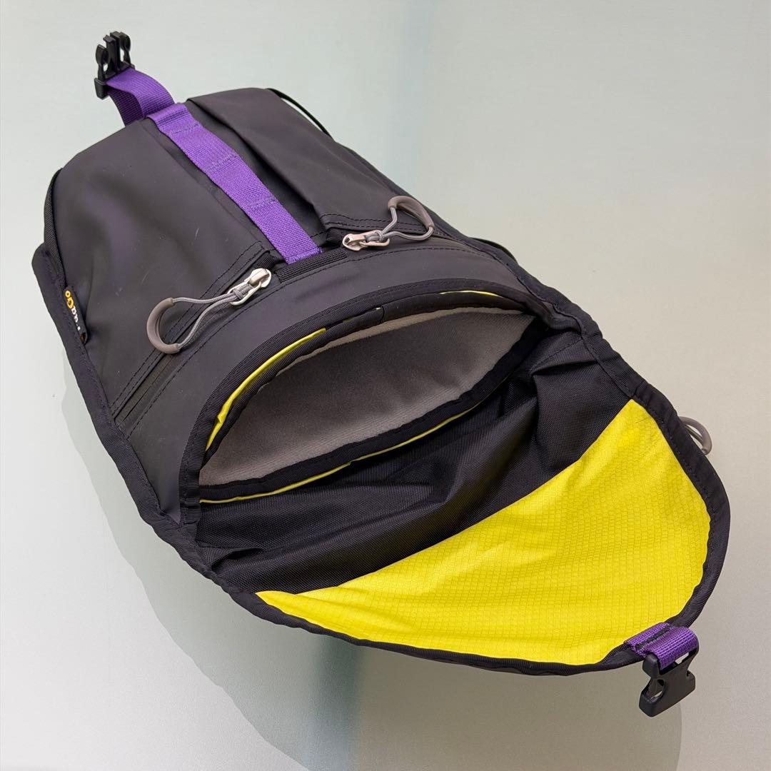 81Z353絵画 野村たかあき 根付 純銀 版画 彫刻 置物 やせいの ちょう