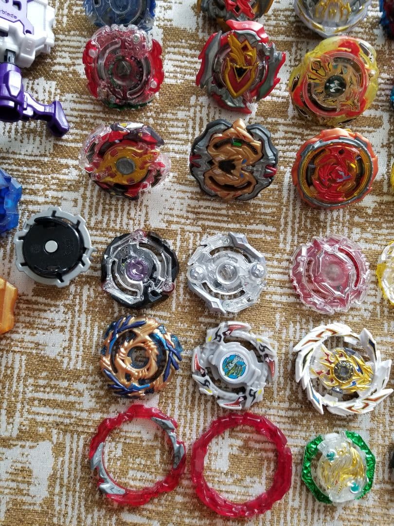 ベイブレード まとめ売り 30個他 ベイブレードx まとめ売りセット