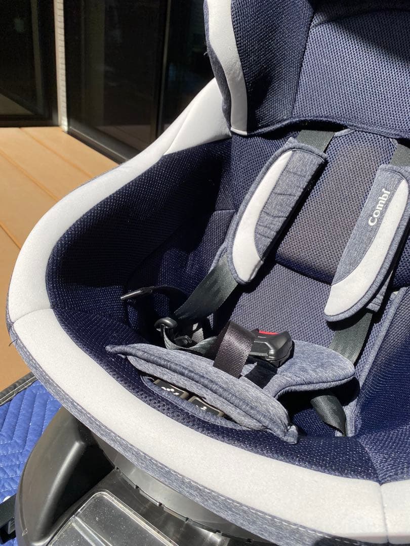 Combi クルムーブスマート　ISOFIX サーキュレーター付き