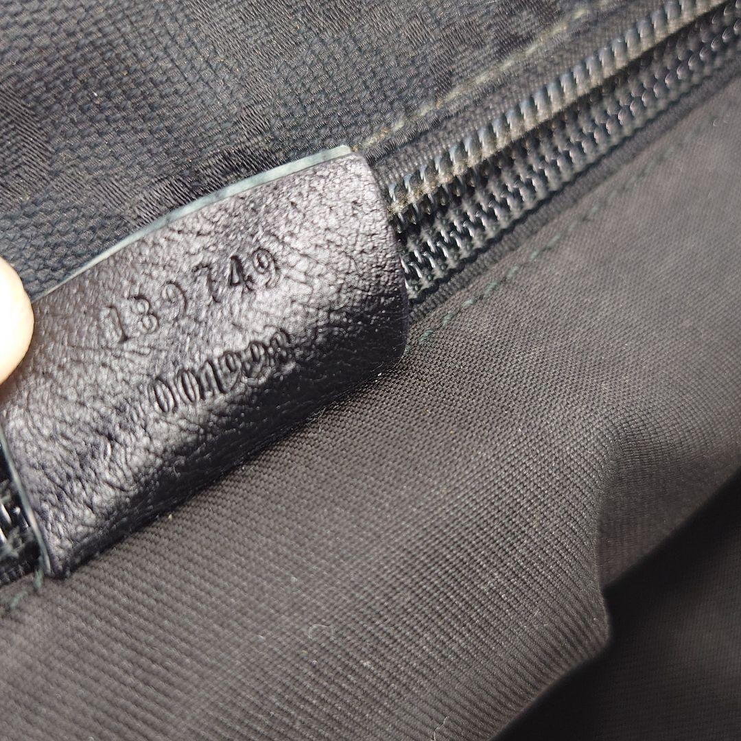 GUCCI ショルダーバッグ 斜め掛け GGキャンバス シェリーライン グッチ