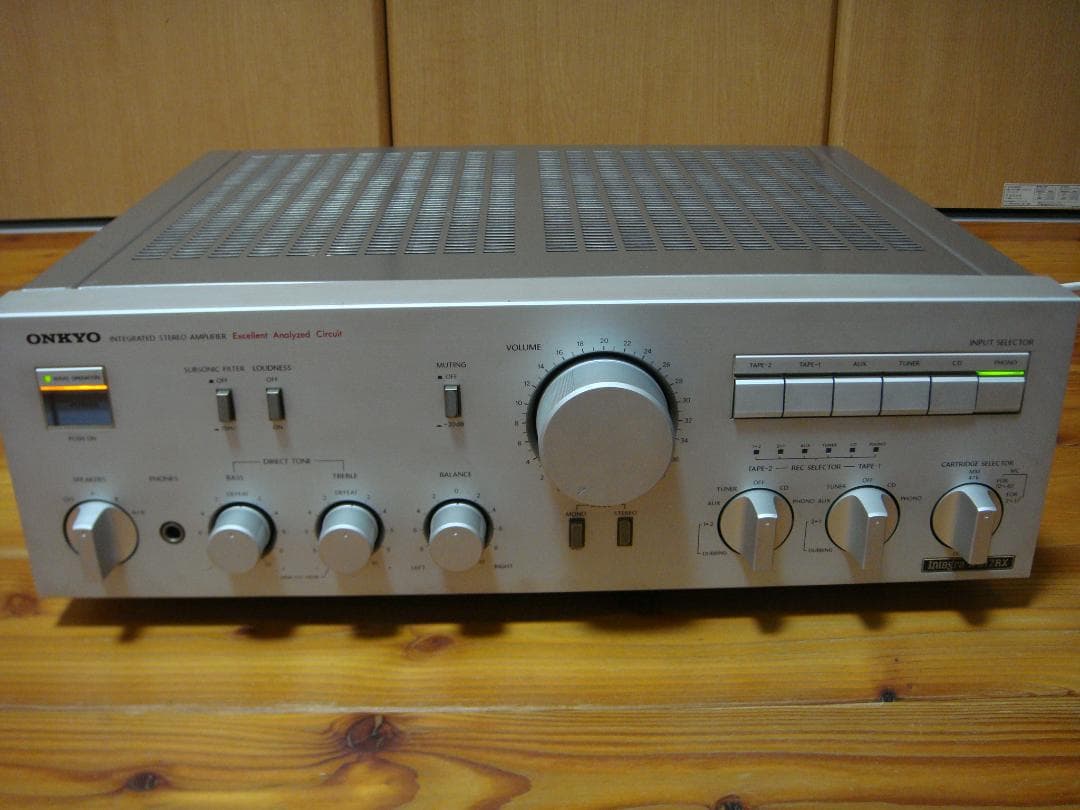 整備済 程度良 ONKYO オンキョーアンプ Integra A-817RX 銀