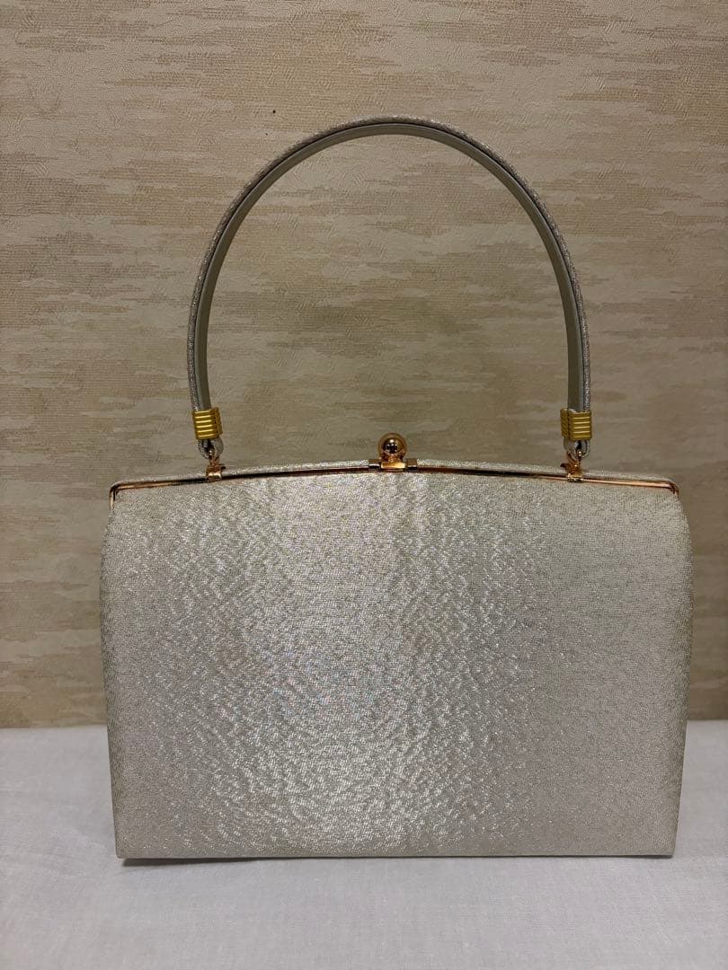 和装用草履バッグセット　銀と金　波柄　金たたき　螺鈿調　成人式　未使用品