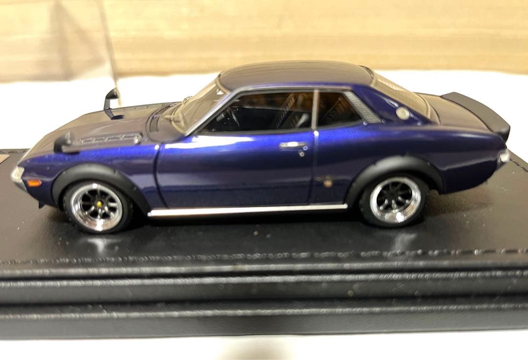 イグニッションモデル　1/43 トヨタ　セリカ　1600GTV パープル