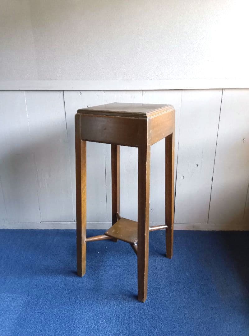 木製飾り台　高飾　レトロ　ヴィンテージ　高さ約68cm 木製飾り台 高飾 レトロ ヴィンテージ 高さ約68cm