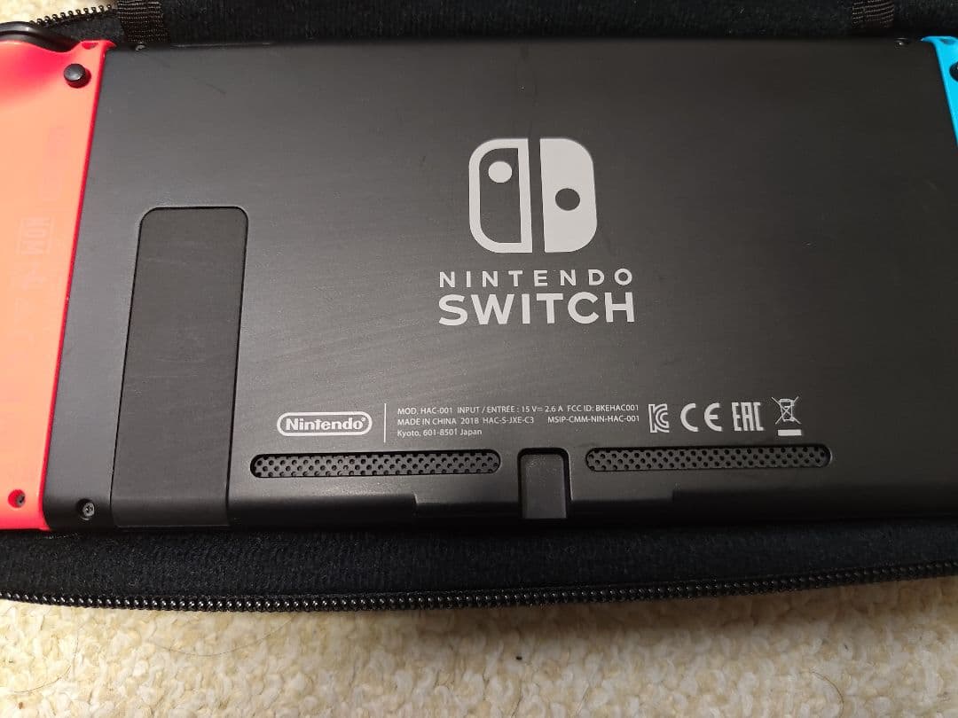 Nintendo Switch ネオンブルー/レッド 本体 ＆ キャリーケース