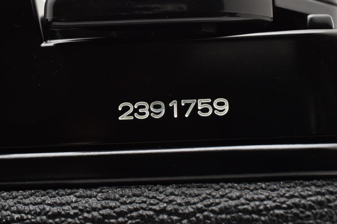 ☆完動品☆ キャノン Canon A-1 黒 ボディ フィルムカメラ 8128 ☆完