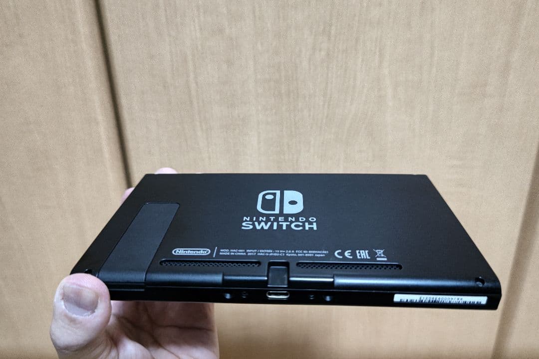 ニンテンドースイッチ　ケース、おまけ付　動作確認、初期化済