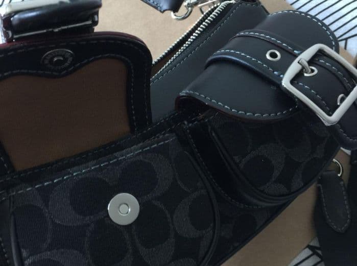 COACH　コーチショルダーバッグ ダブルポケット