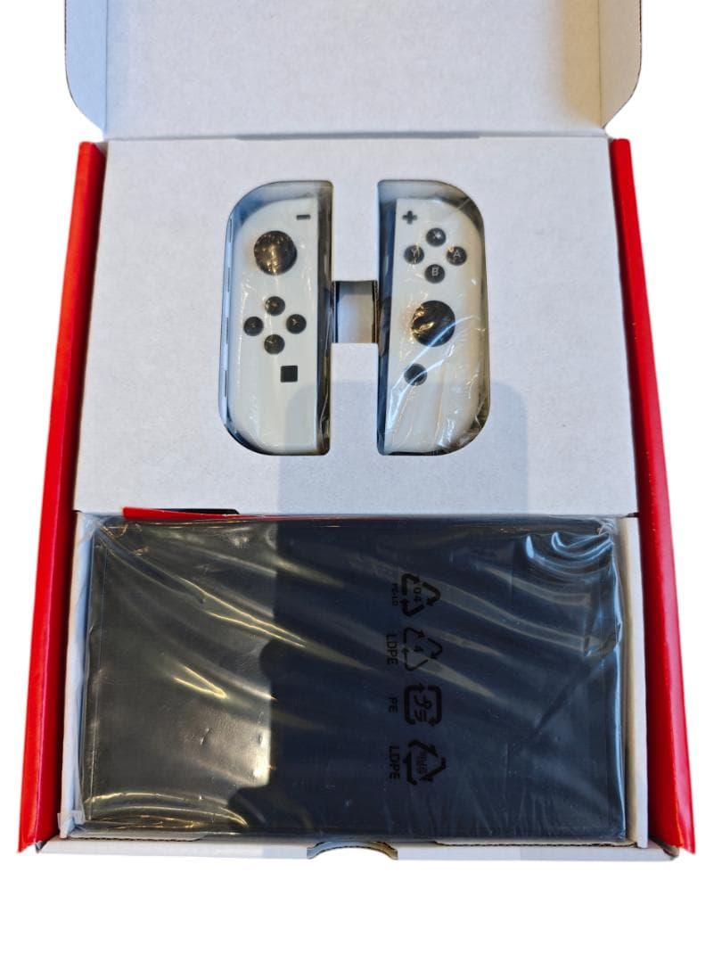 中古 Nintendo Switch 本体 付属品付き
