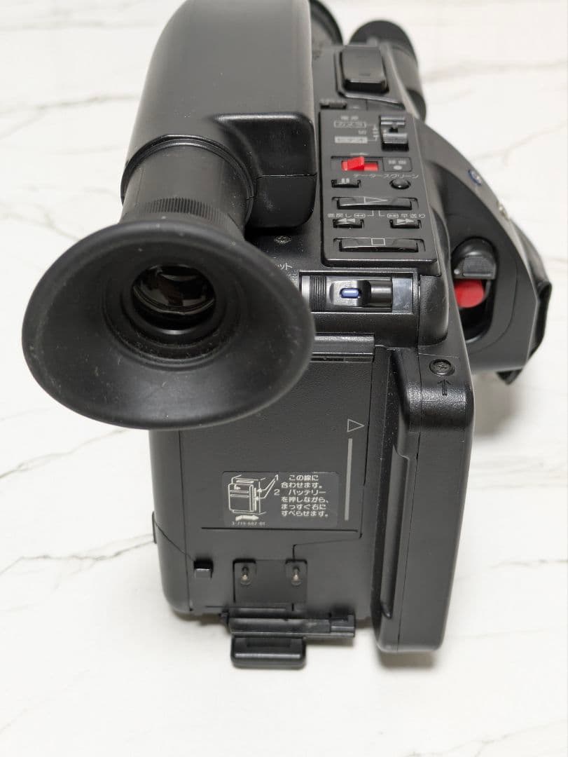 【希少動作品】SONY　CCD-F300　Video8　8mm対応