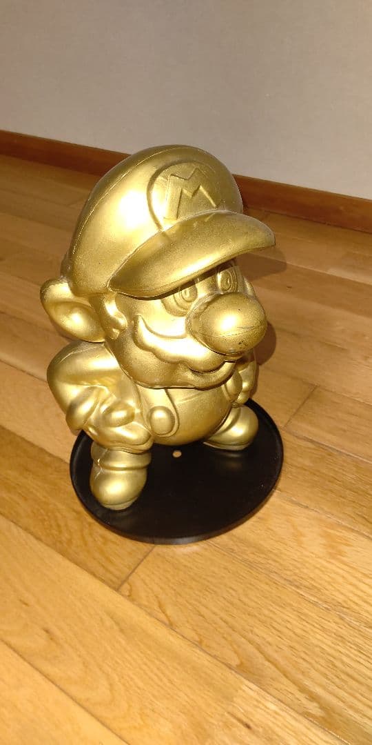 非売品】金のマリオ像 任天堂エンターテイメント装飾品 非売品 任天堂