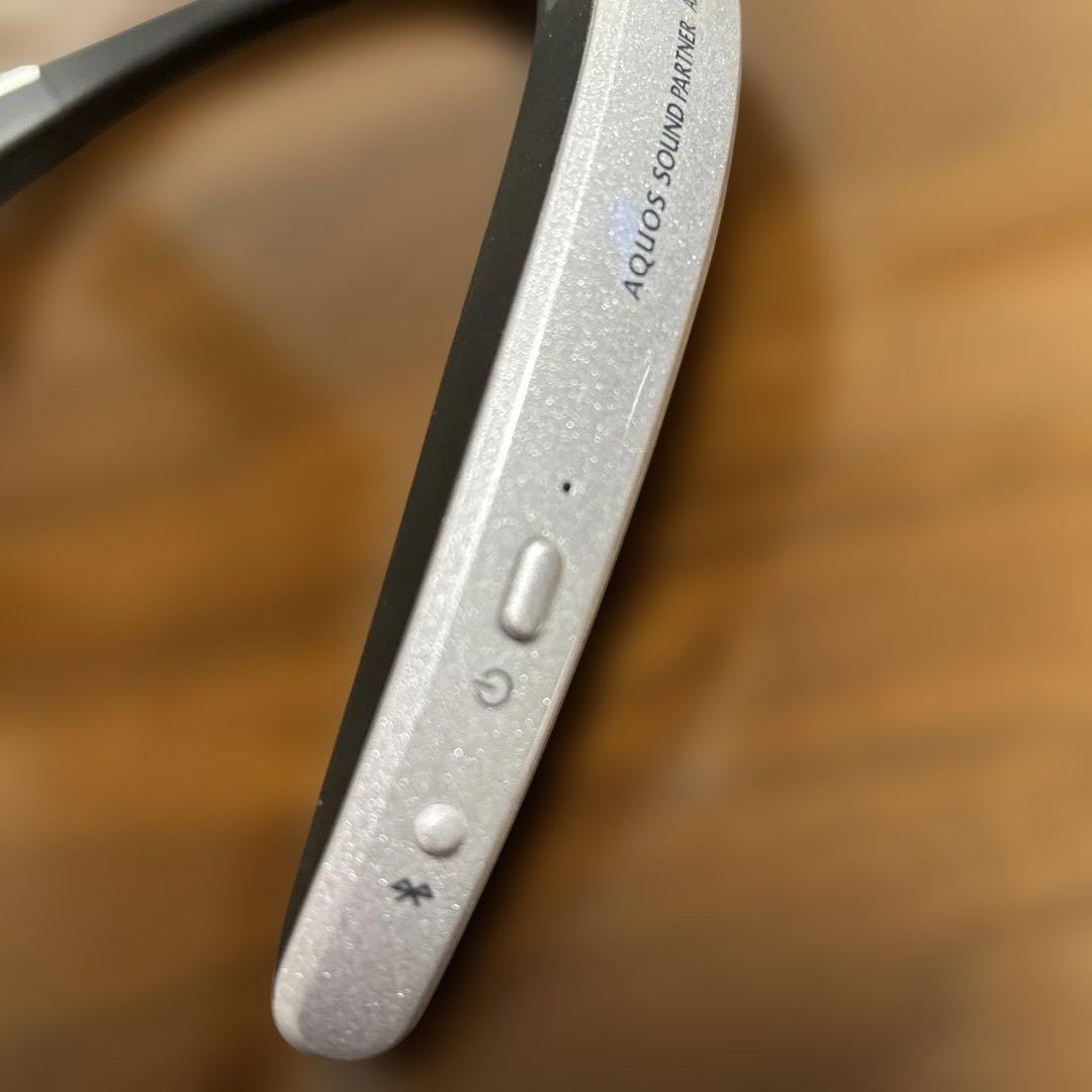 SHARP AN-SC1 ウェアラブルAIスピーカー シルバー - メルカリ