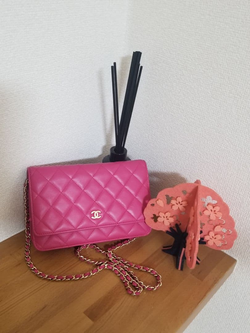 eriy【美品】CHANEL ショルダーバッグ　チェーンウォレット