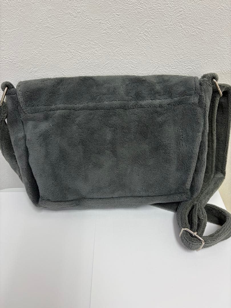 CHANEL グレー スエード ショルダーバッグ ノベルティ