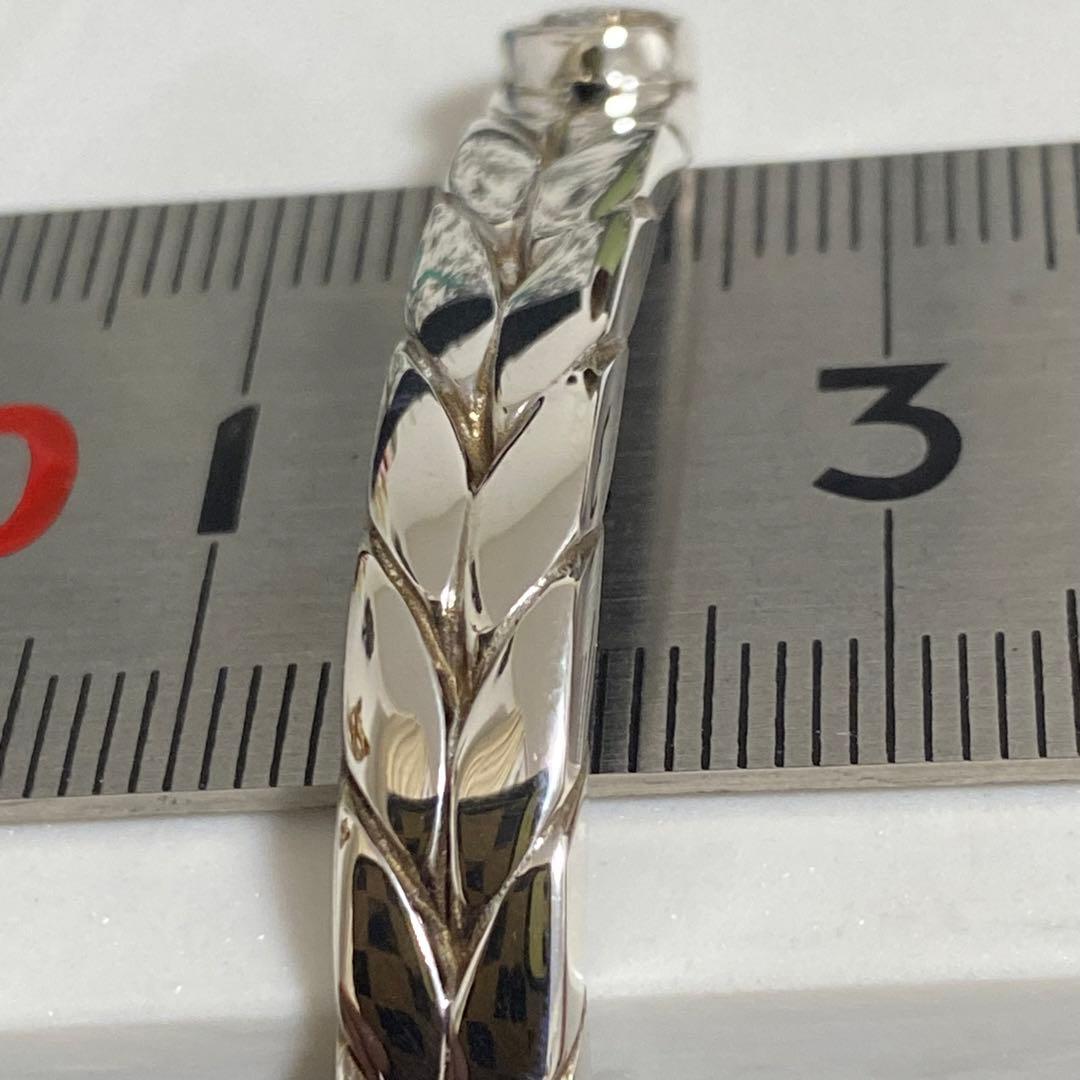 GUCCI 新品未使用品　クレストGバングル　ブレスレット　付属品　刻印19