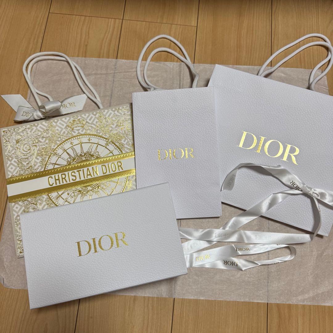 Dior ホワイトショップ袋 3点セット、BOX1つ - メルカリ