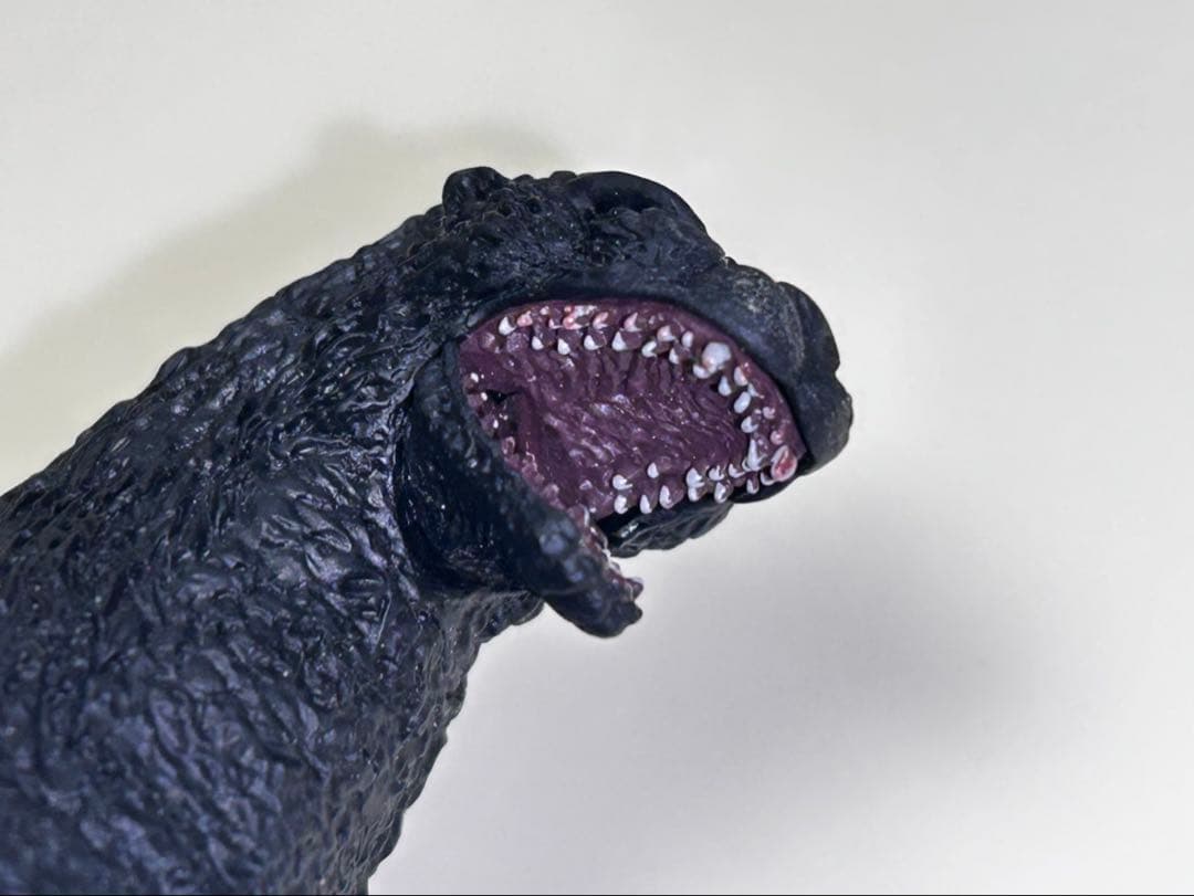 ムービーモンスターシリーズ 極 ゴジラ (1989) 大阪進撃発光カラーver.