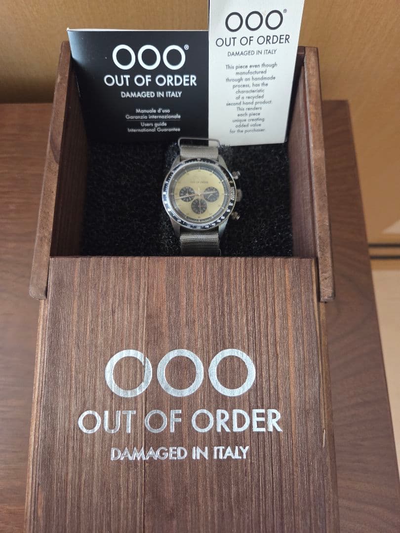 アウトオブオーダー エイジング加工 クロノグラフ ウォッチ イタリア製