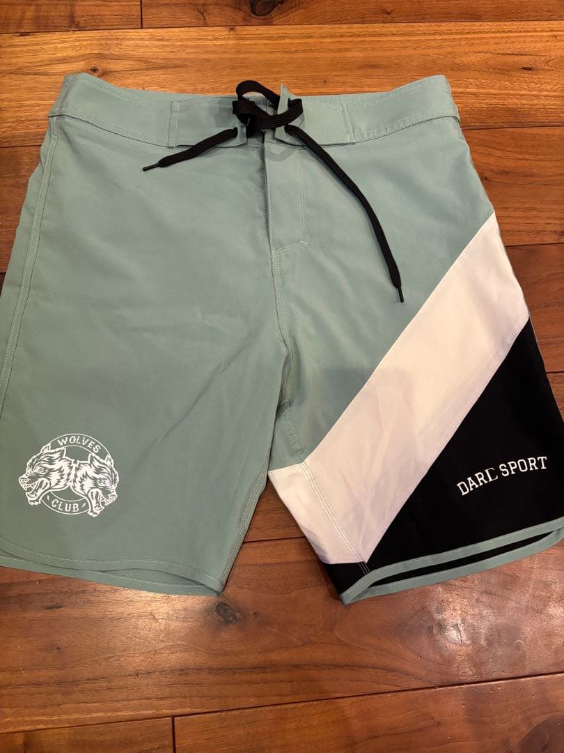 DARC SPORTS サーフパンツ　ダルクスポーツ　30インチ　フィジーク DARC SPORTS サーフパンツ ダルクスポーツ 30インチ フィジーク