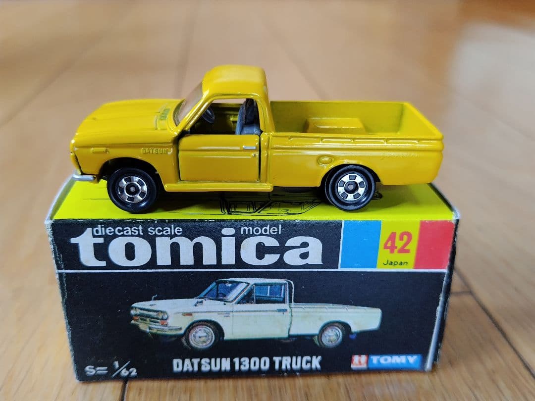 ☆商談中☆ トミカ40周年記念復刻ミニカー コロナ ☆商談中☆トミカ