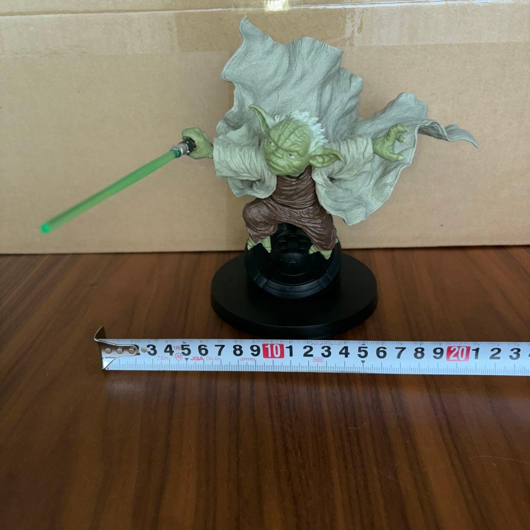 ヨーダ ライトセーバー フィギュア