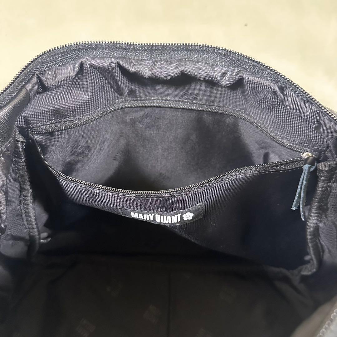 新品未使用 マリークワント デイジー ロゴ ショルダーバッグ 黒 大容量 人気