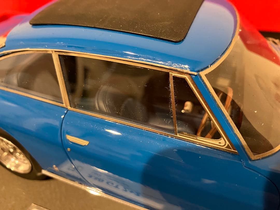 1/18 BBR フェラーリ 330 GT 2+2