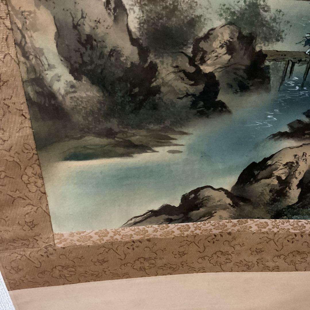 天龍筆 絹本彩色画山水図 桐共箱 タトウ箱付 肉筆画