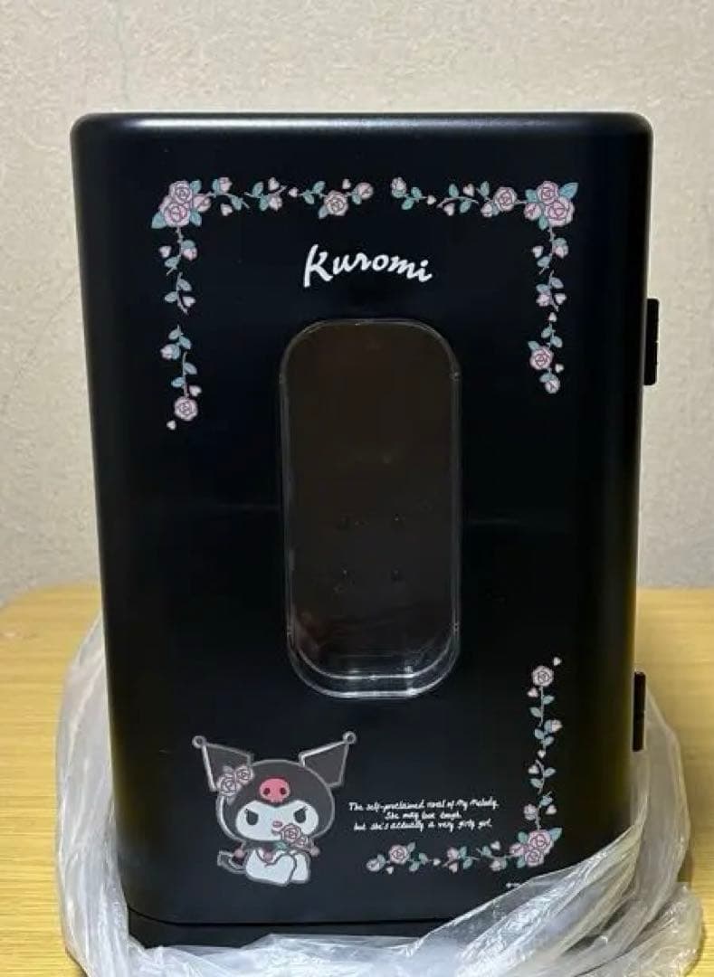 未使用 ポータブル 保冷温庫 8ℓ 車でも使える2電方式 サンリオ