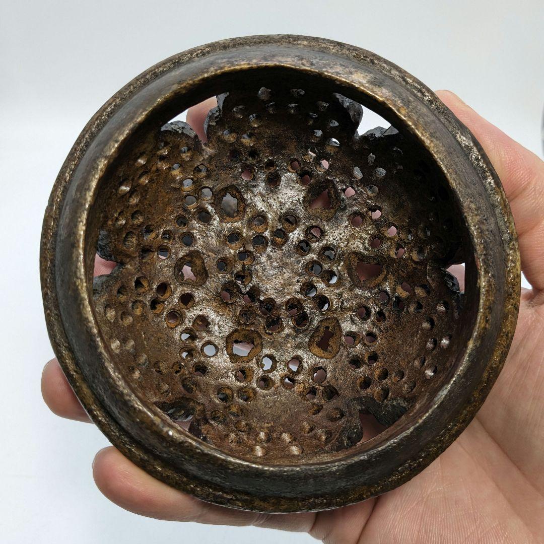 菊彫象耳三足香炉 備前焼？ 合箱 置物 インテリア 細工物 工芸品 香道具 在銘