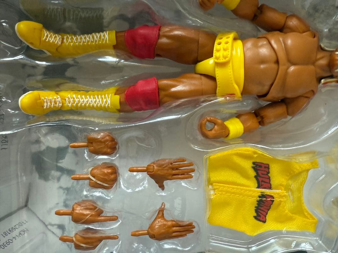WWE Hulk Hogan Ultimate Edition 8インチ