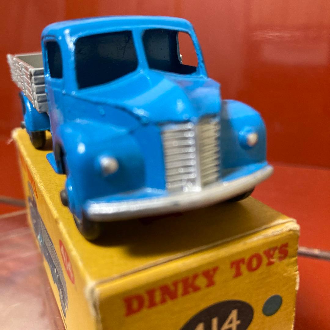 Dinky Toys 414 青いリアティッピングワゴン