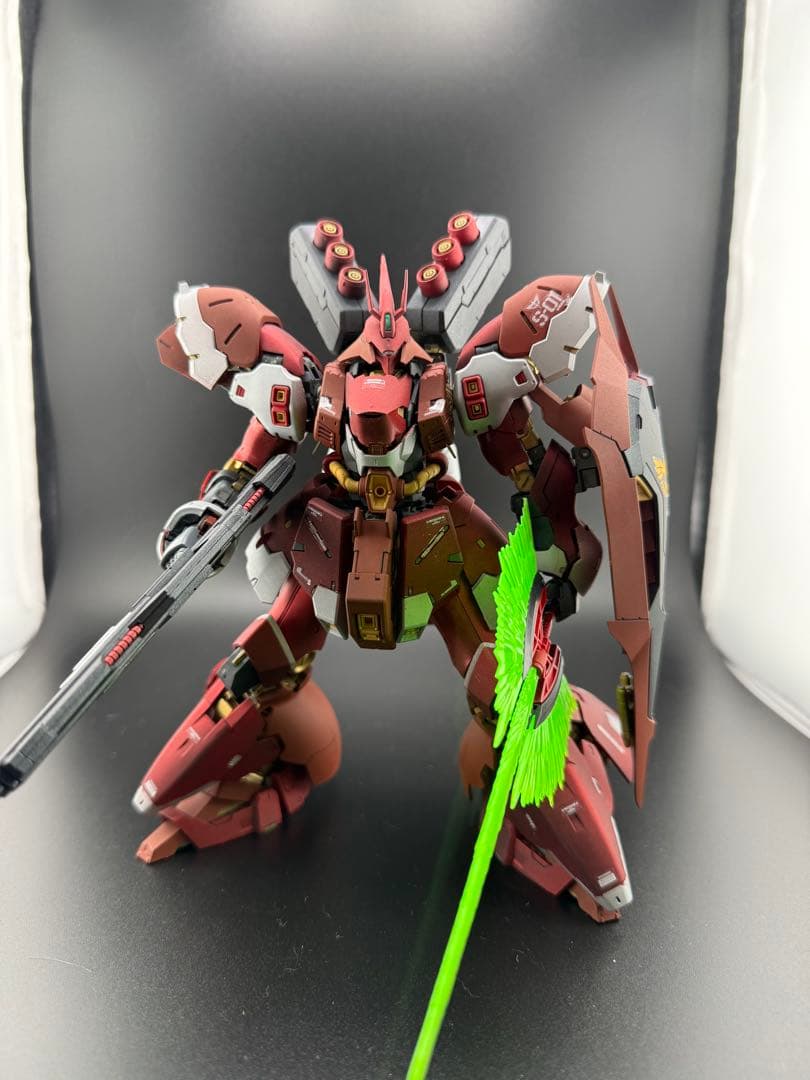 RGサザビー　ガンプラ