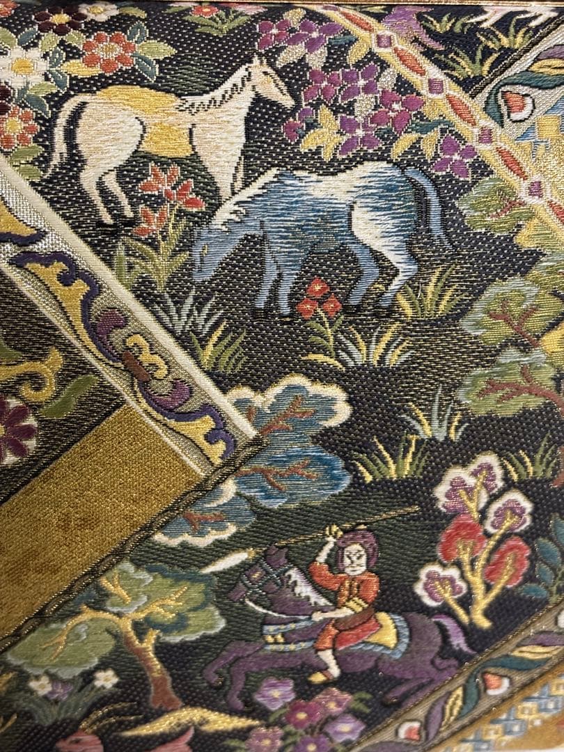 和装用草履バッグセット　金　正絹　正倉院模様　刺繍　多色使い　成人式　未使用品