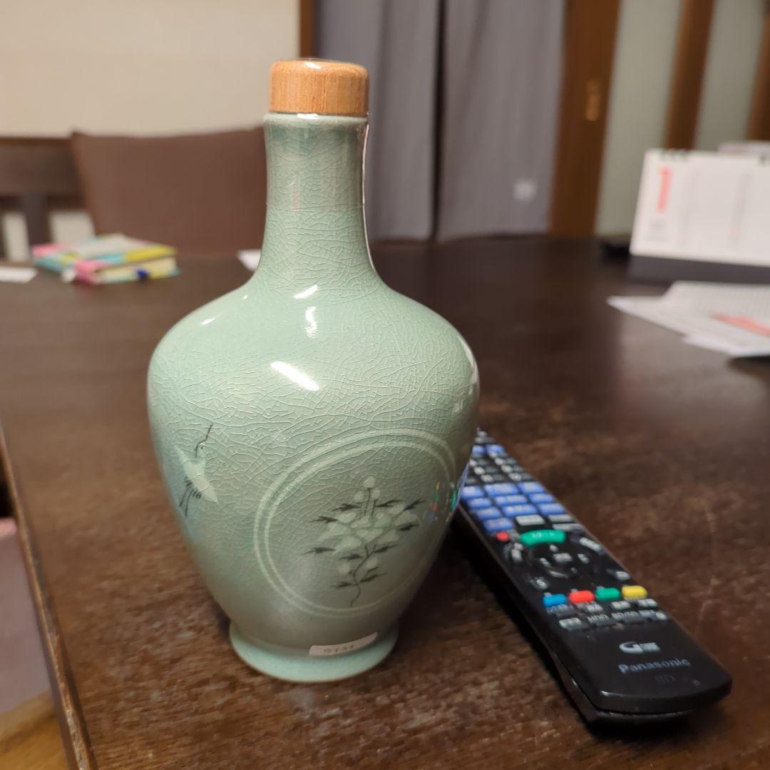 高麗青磁ボトルかなり希少なウイスキーです
