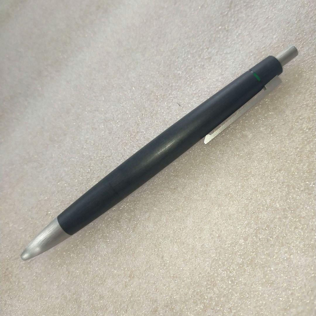 ✨️LAMY　2000 多機能　ボールペン　4色ペン✨️