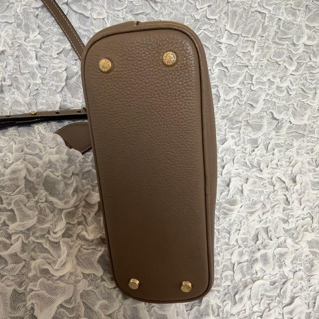 今週セール中⭐︎ボナベンチュラエマ バッグ (22 シュリンク)